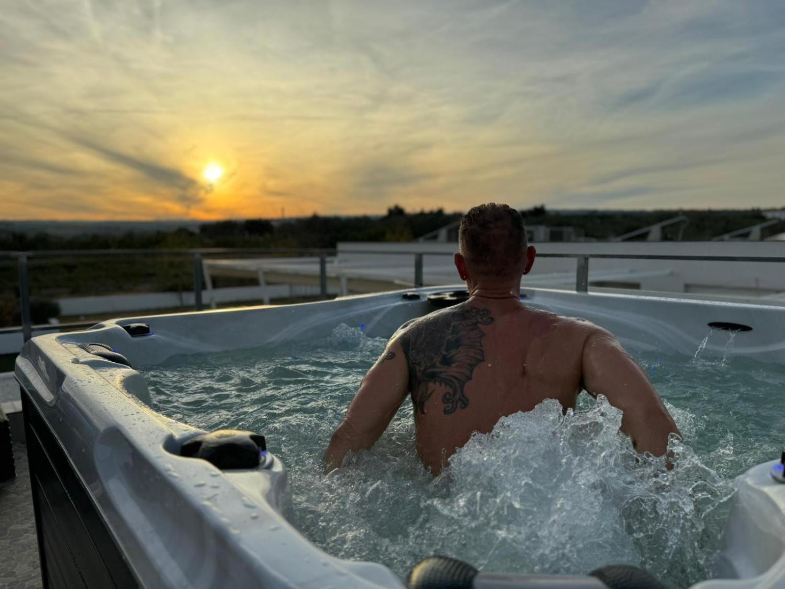 White House En Enguera - Fantastica Casa Con Jacuzzi Piscina Y Barbacoa 아파트 외부 사진
